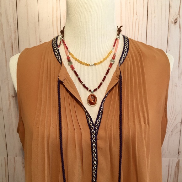 Shades of Pink Gemstone Beaded Leather Necklace - Picture 7 of 8